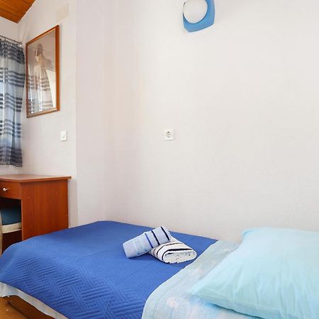 Holiday House With A Parking Space Brela, Makarska - 788 Номер фото