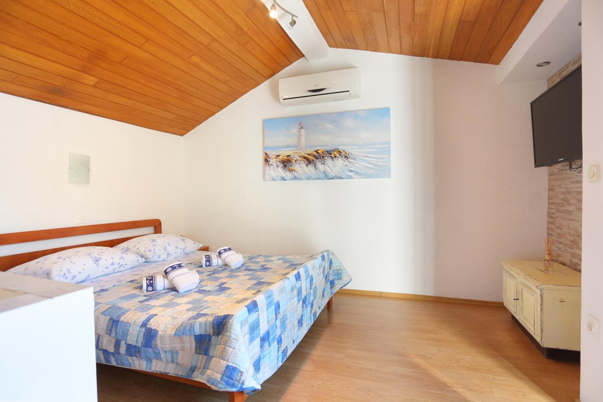 Holiday House With A Parking Space Brela, Makarska - 788 Номер фото
